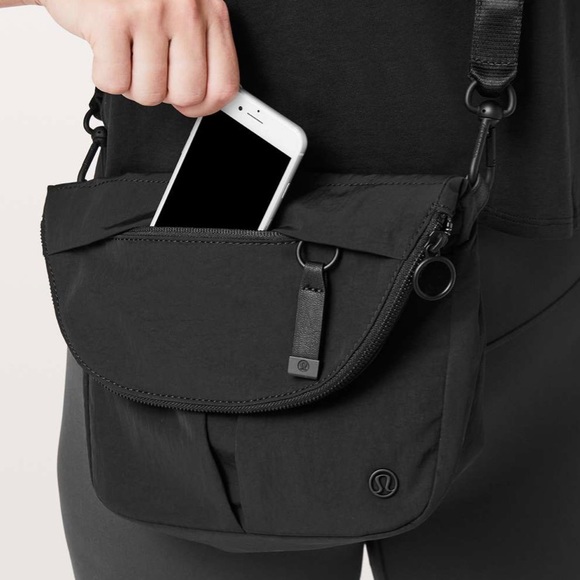 lululemon athletica Handbags - Lululemon All Night Festival Bag